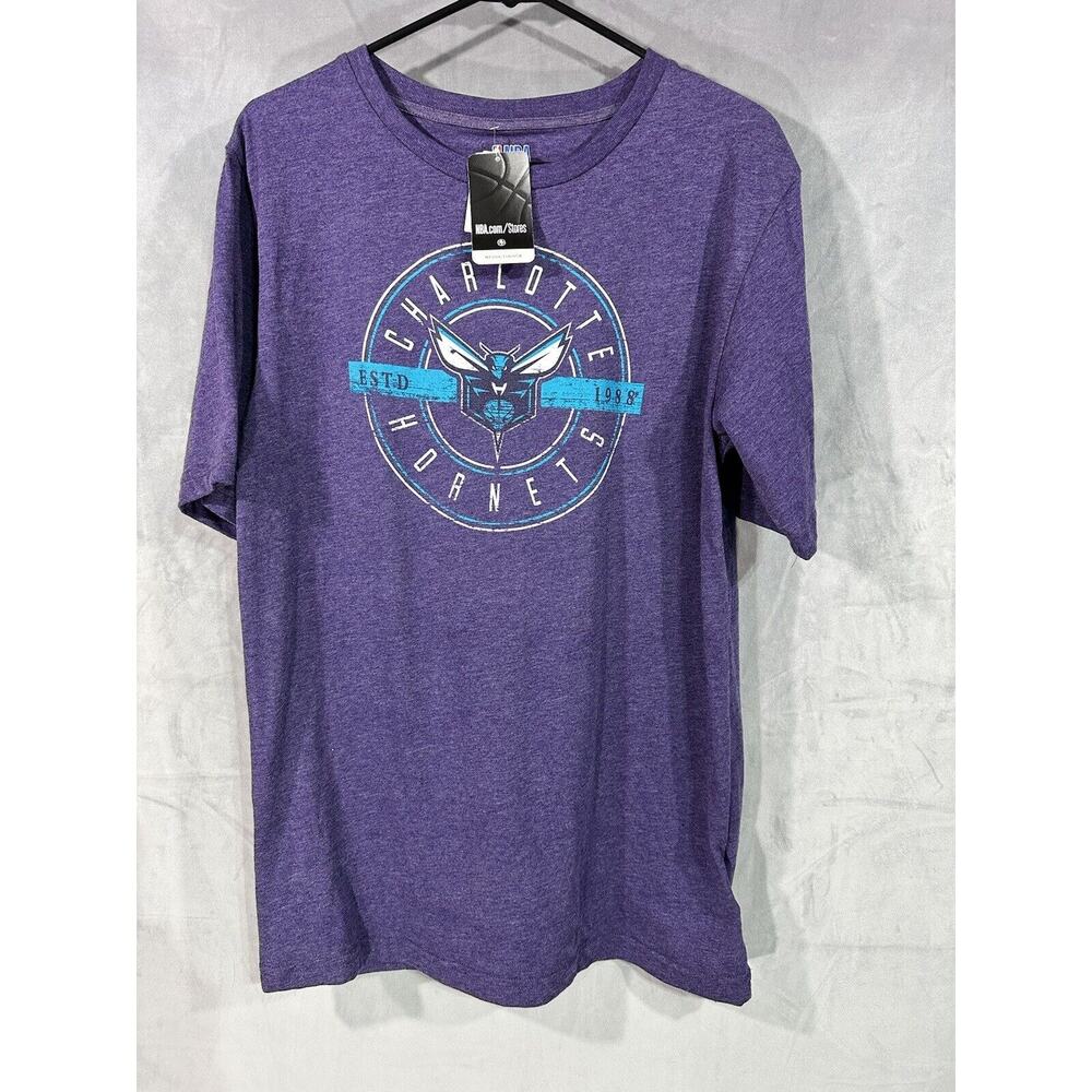 Charlotte Hornets T Shirt Size M Purple NBA Basketball